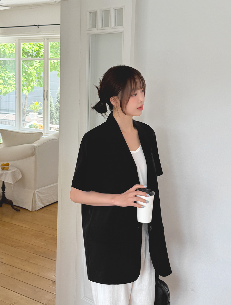 Mudenbi，本土身體，外部女人