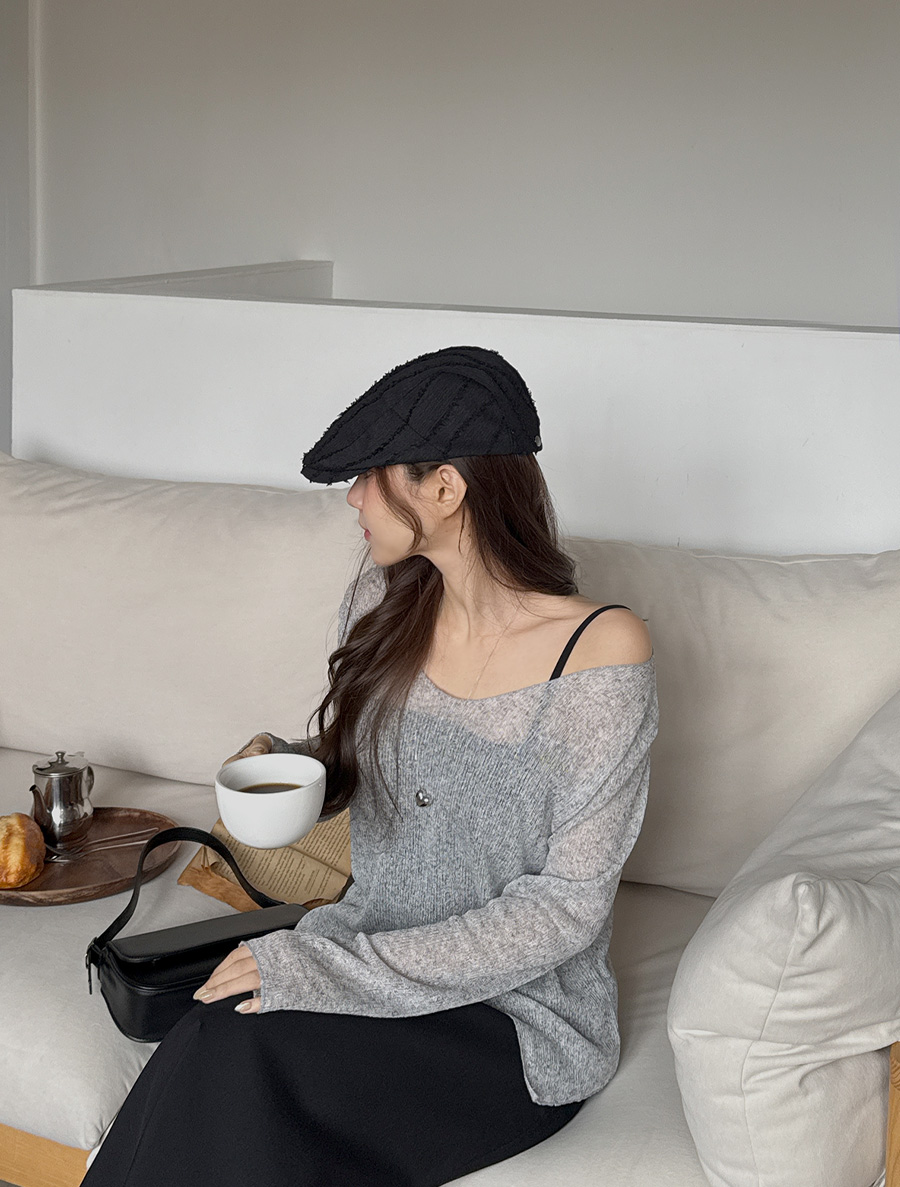Vinia 亞麻 V 領刺繡吊帶套裝