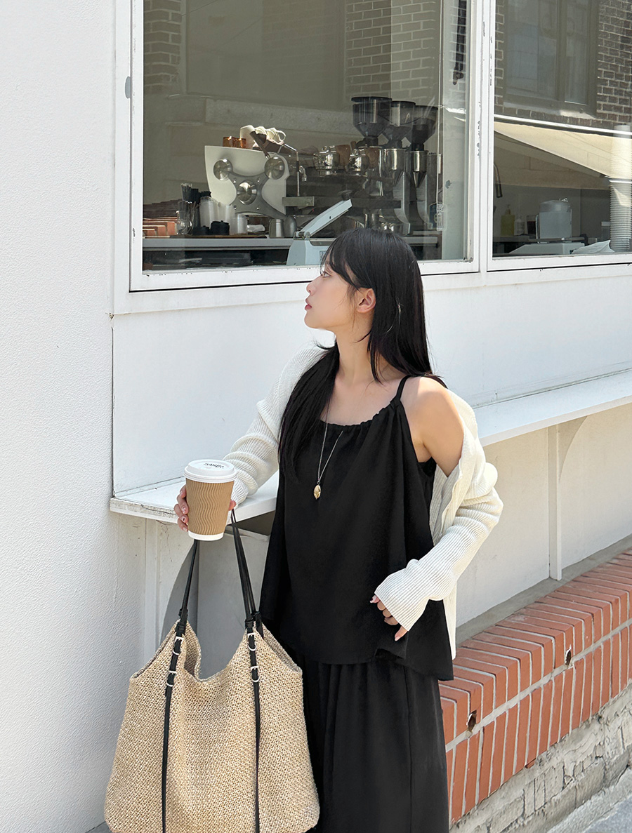 Petinho 亞麻女裝