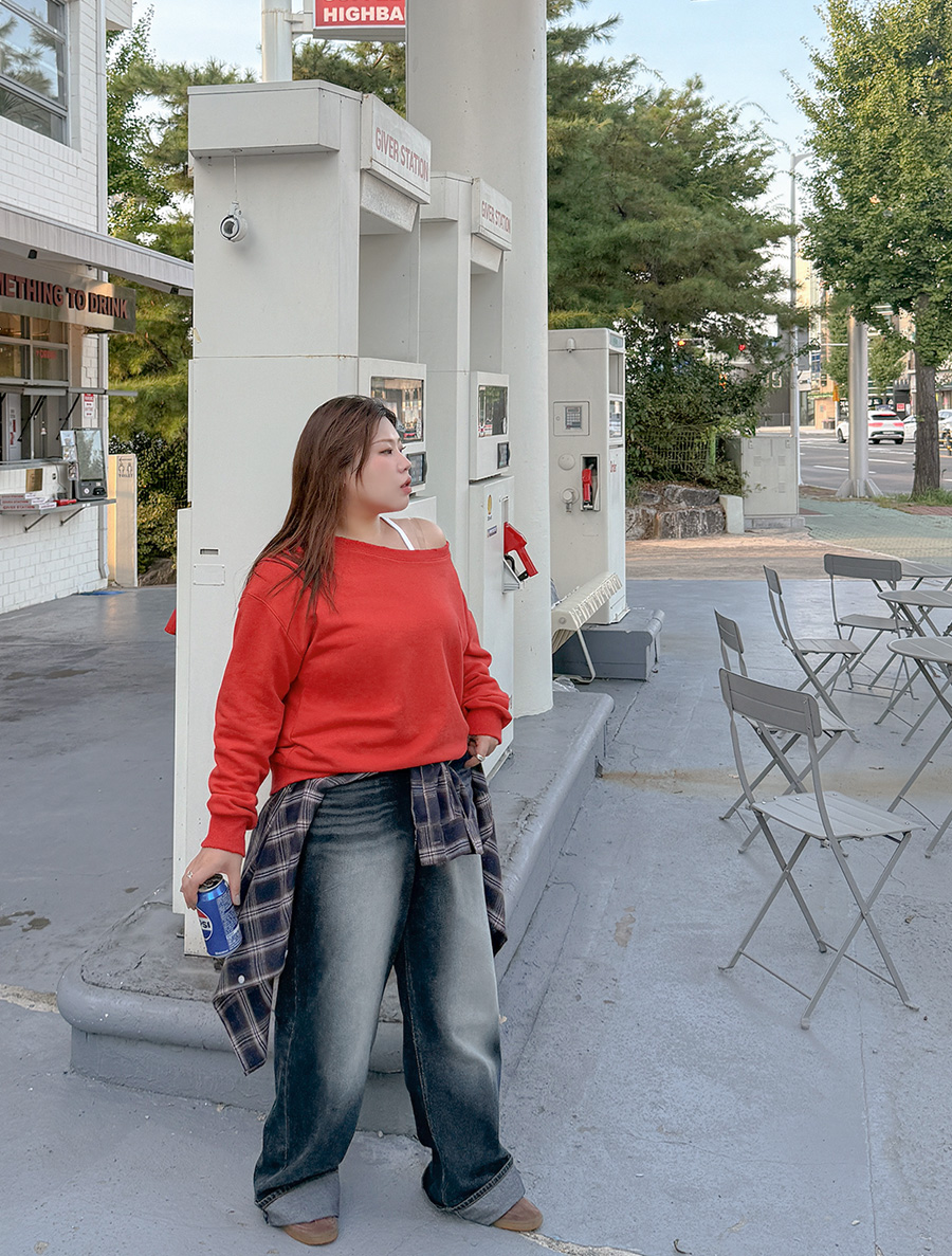 Neon View 水洗寬長牛仔褲