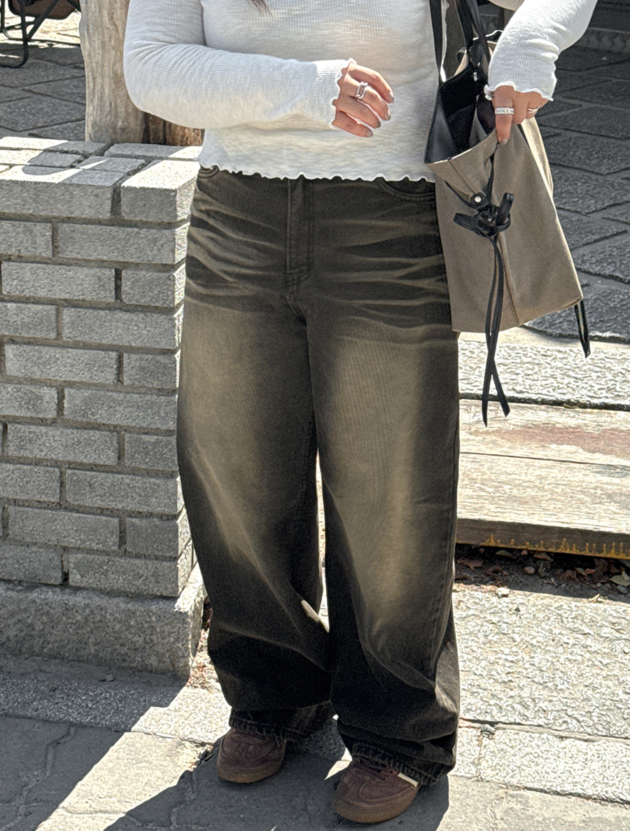 Akehen 水洗寬長牛仔褲