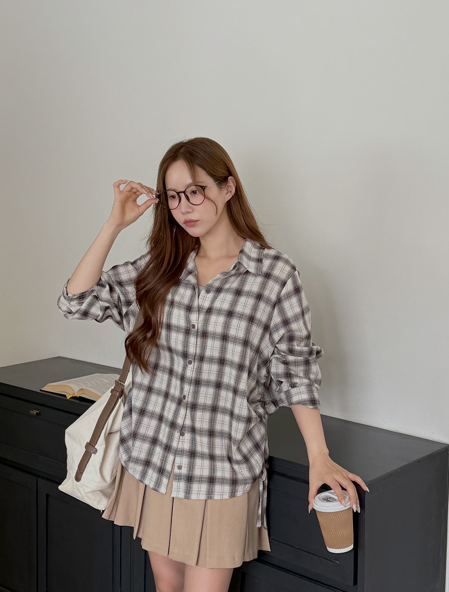 Eltos 褶飾蝴蝶格紋大衣