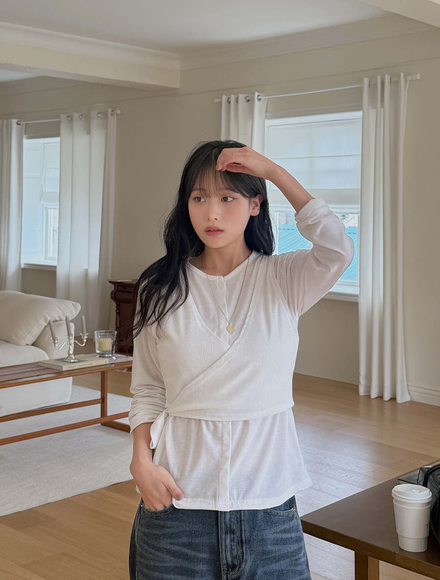 Amuen Lab 緊身胸衣T卹套裝