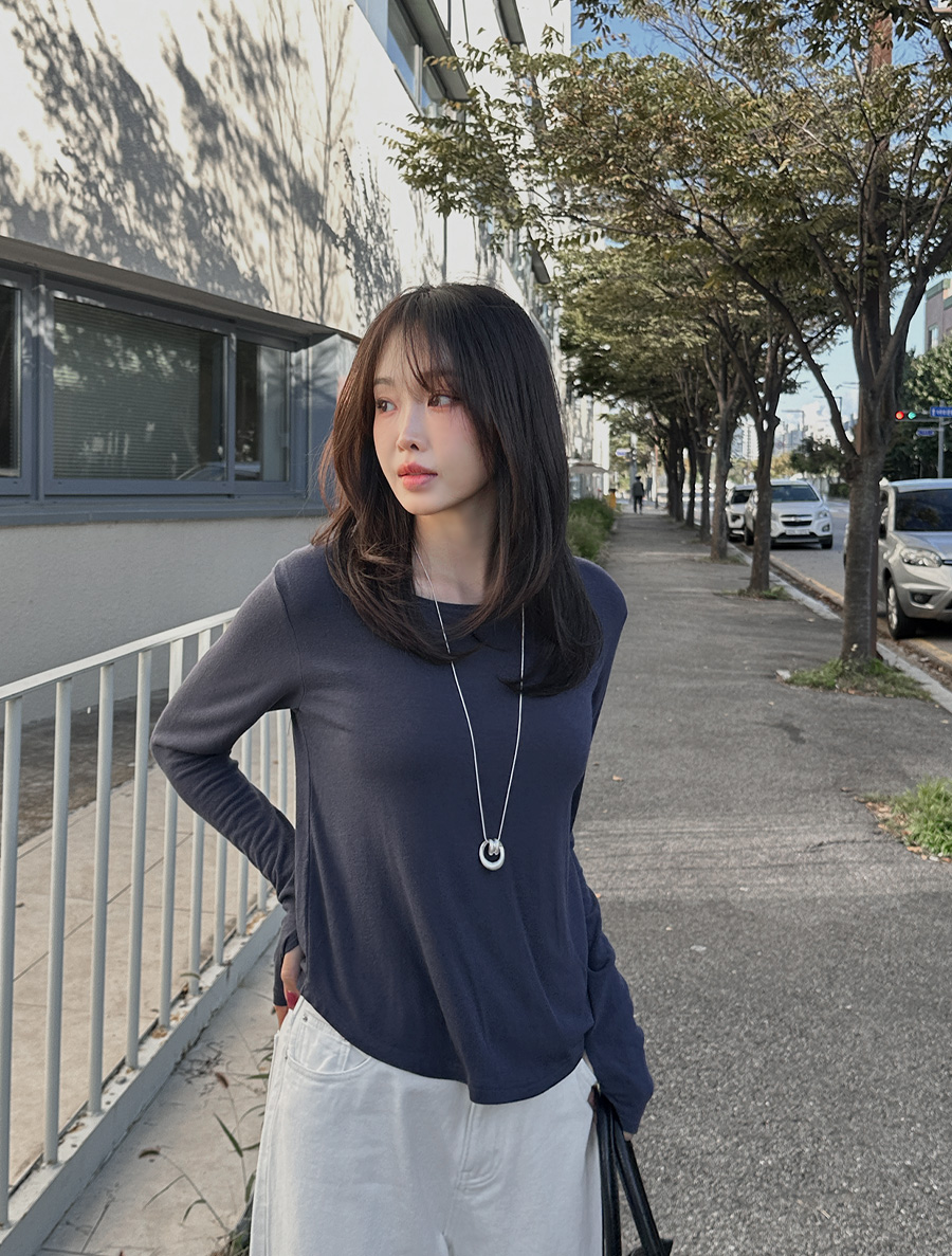 Mudpen 羊毛圓頭保暖T恤衫