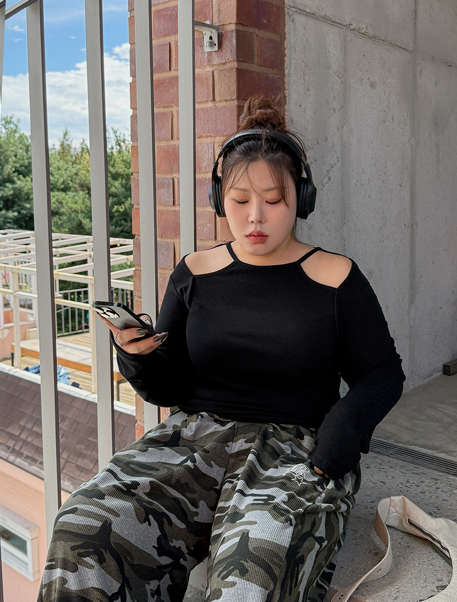 Jenna Goal 鏤空無袖女式短版T卹