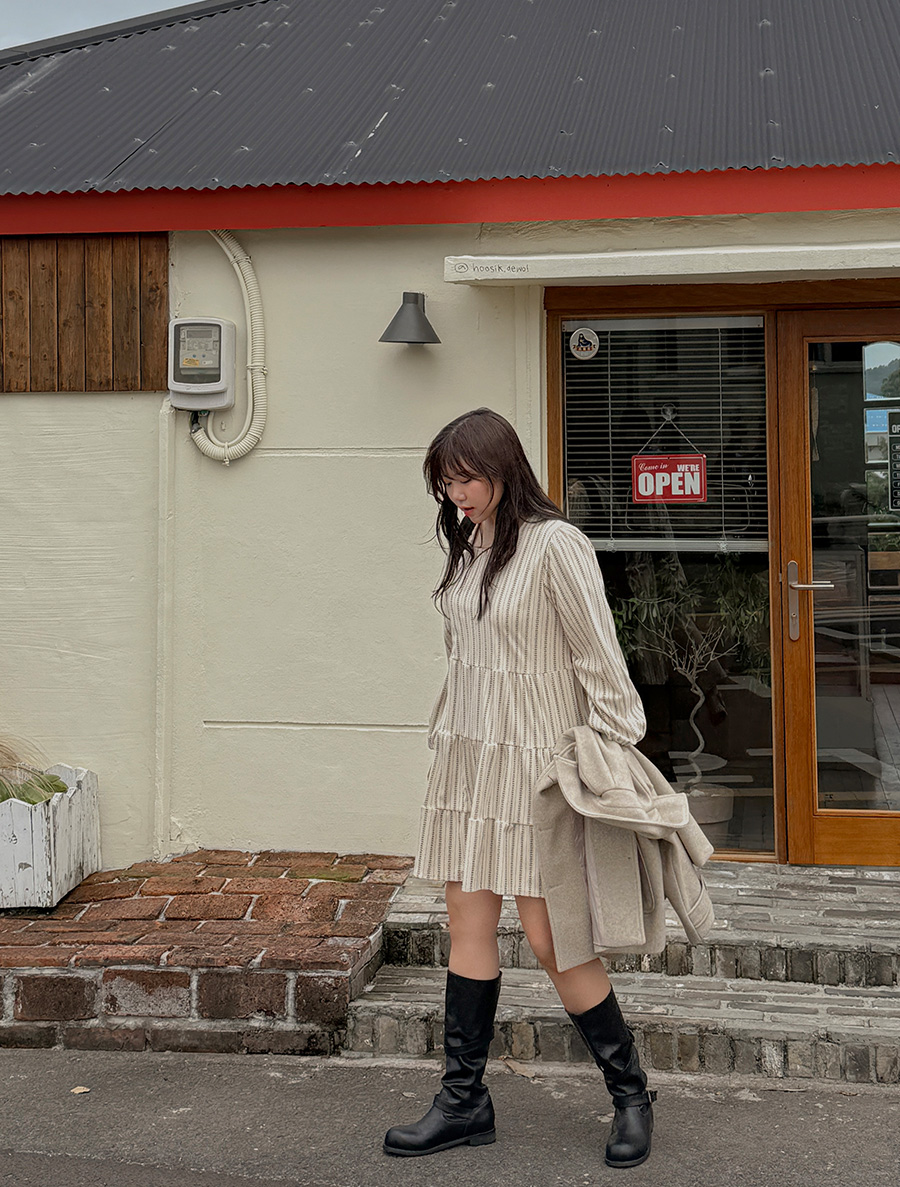 Tonenew 風格的燈芯絨坎康裙讓你迷失了西部風情