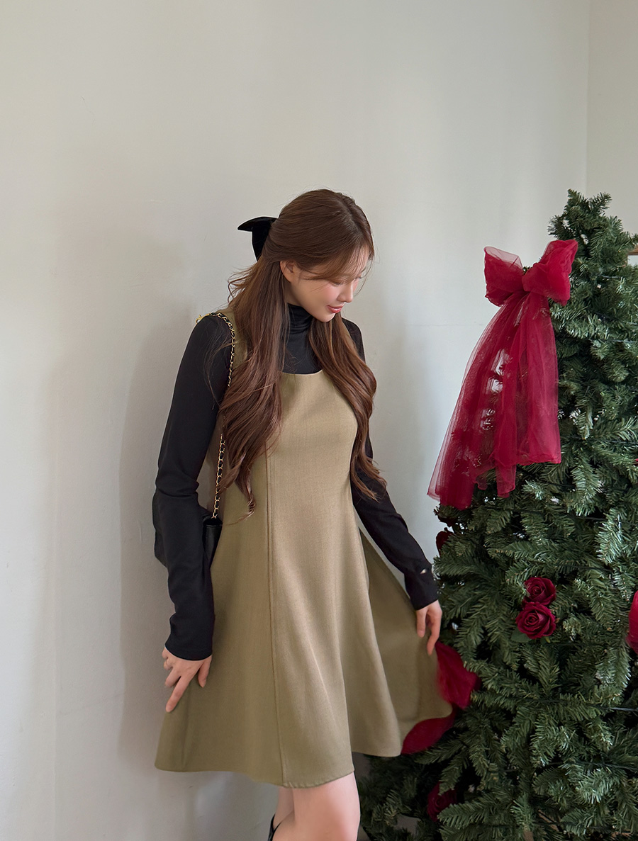 Mu-fold 河流群/喇叭裙 吊帶洋裝