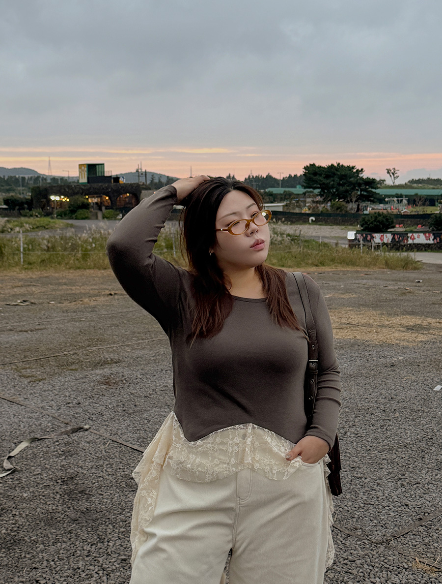 邦蒂恩蕾絲荷葉邊T卹