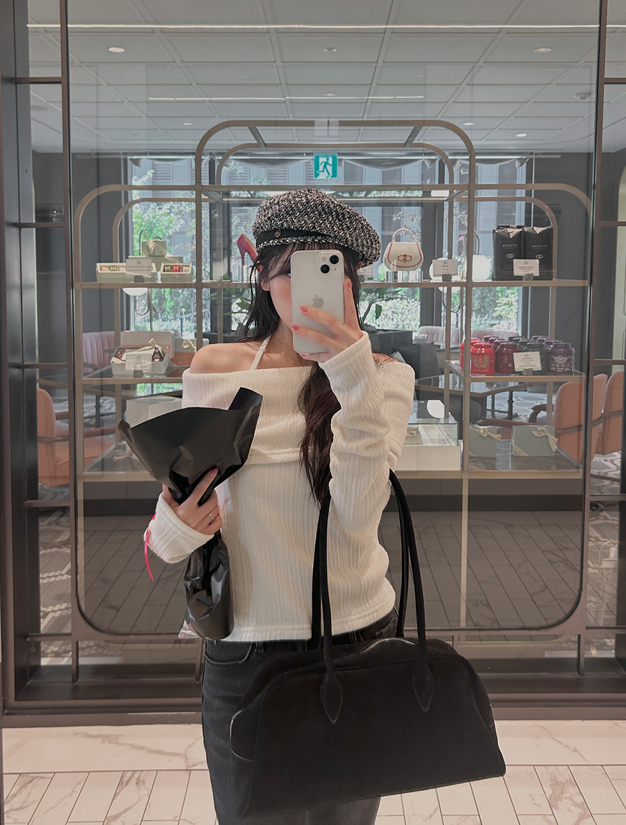 Chuzni吊墜羊皮粗糙貝雷帽