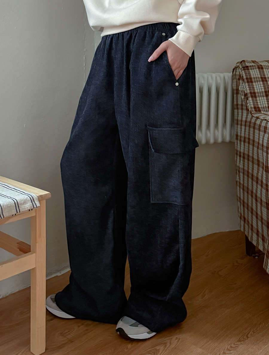 Utman 羊毛鉚釘皮帶褲