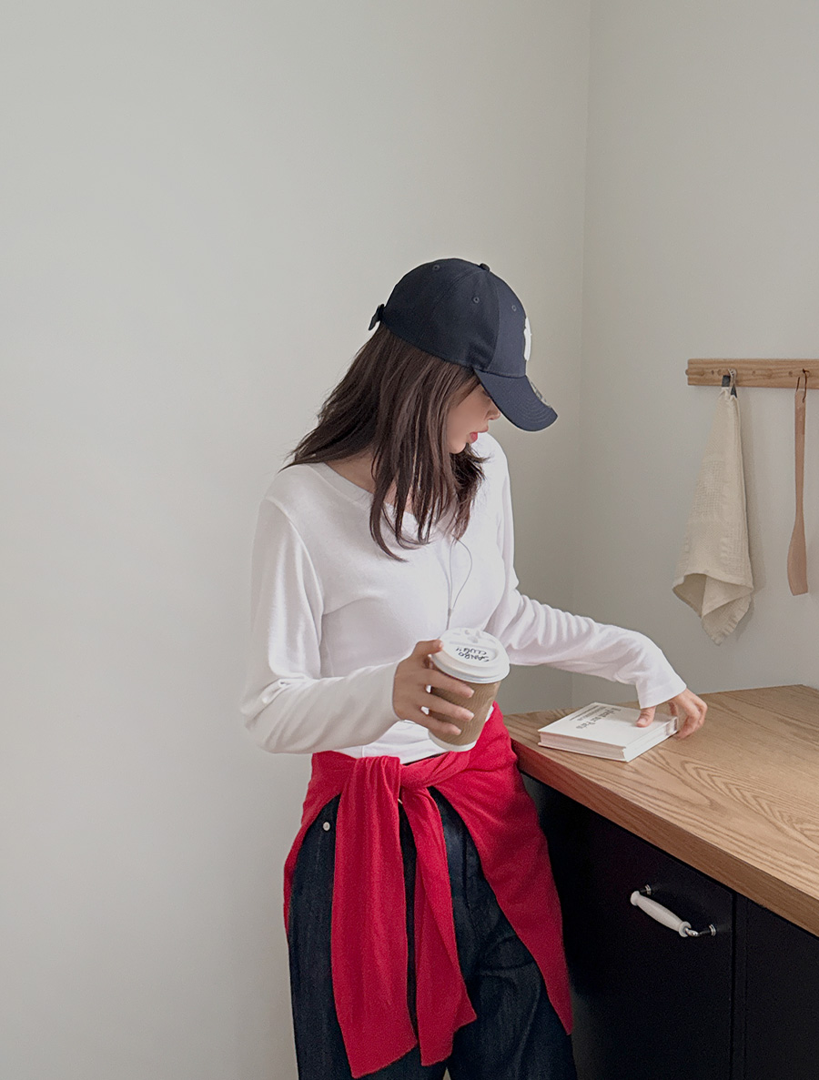 [EVELLET] 低V領V字T卹