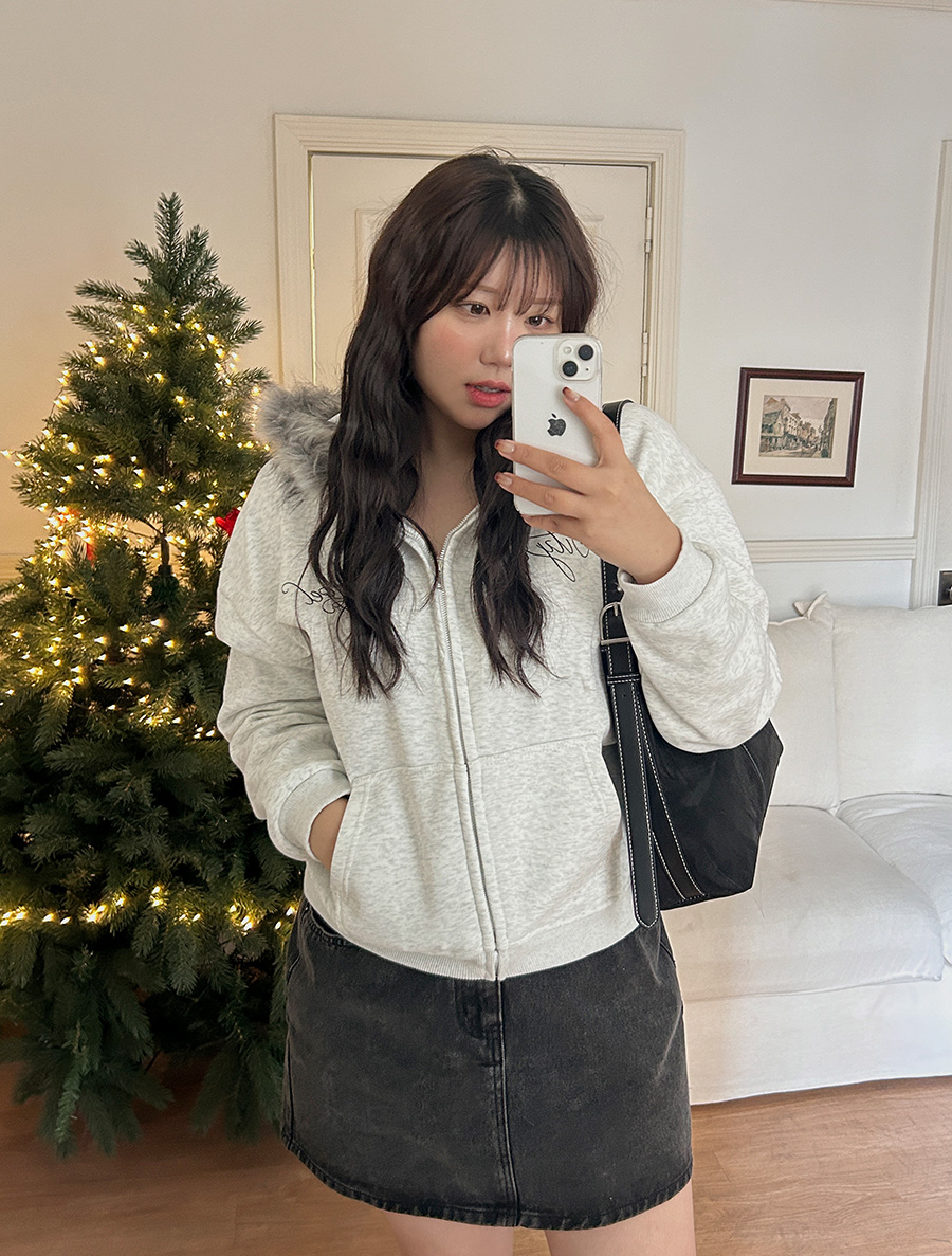 Orden 羊毛字母毛絨連帽拉鍊衫