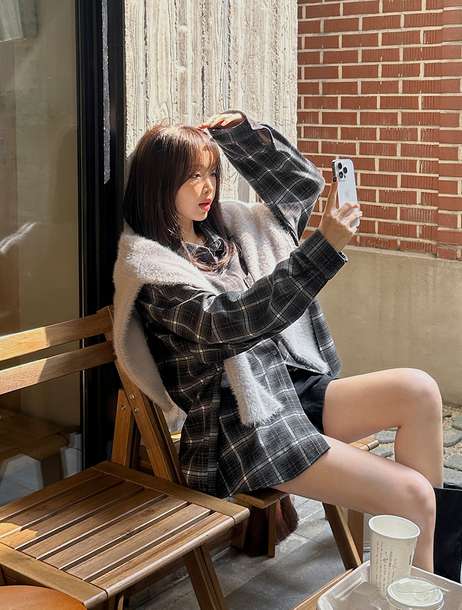 [EVELLET] Bedien寬邊格紋大衣