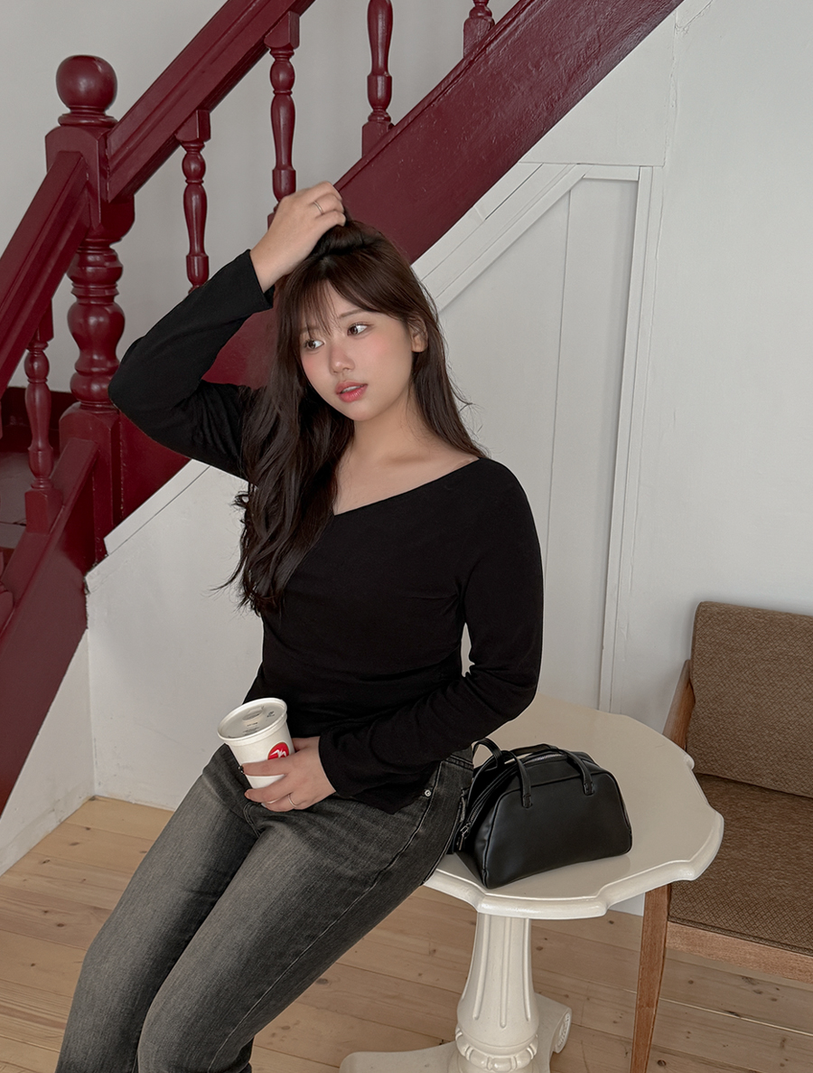 [EVELLET] Le Dea Team 裹身褶皺T卹襯衫