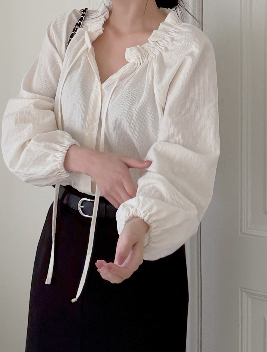 女裝的褶邊和荷葉邊