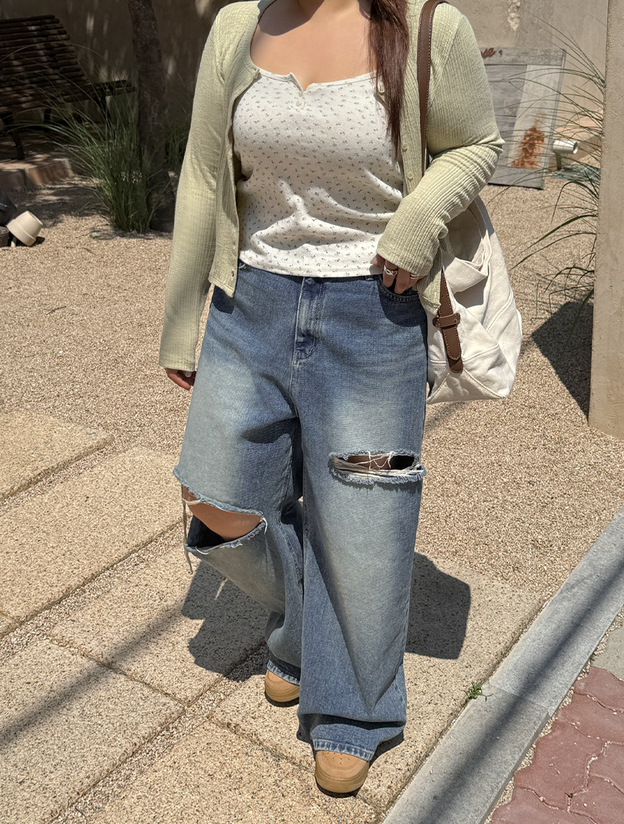 [EVELLET] Tormon 雙手寬牛仔褲