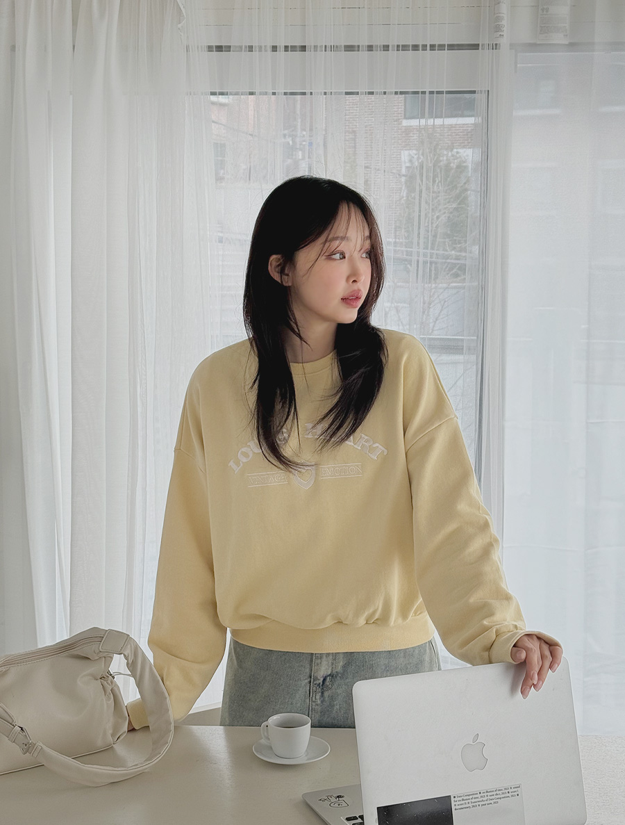 [EVELLET] Belharon Juri 刺繡運動衫