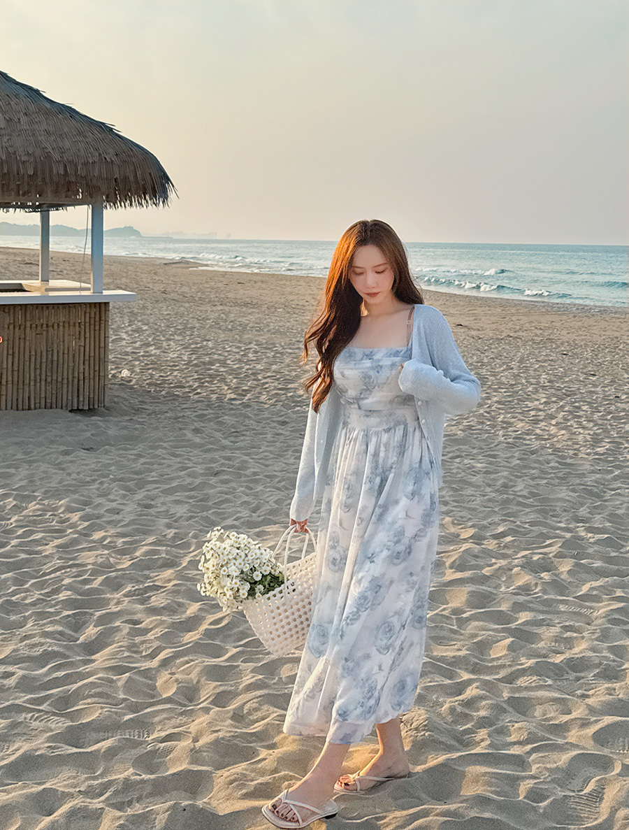 [EVELLET] Rosene 花香煙燻緊身長洋裝