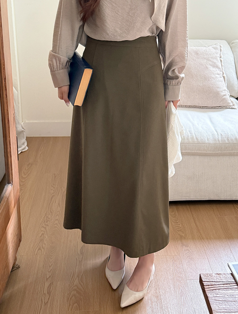 [EVELLET] Mufren 剪裁波浪紋長裙