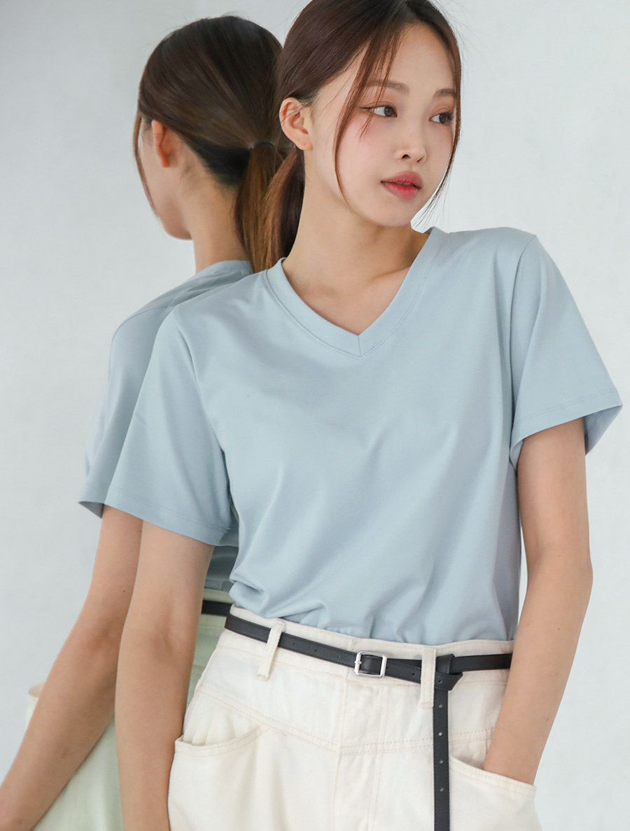 [EVELLET] Payne Airy V領T卹